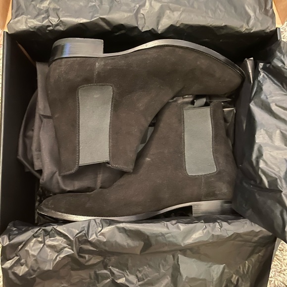 SAINT LAURENT - WYATT CHELSEA BOOTS IN SUEDE - SIZE 9 - GREAT CONDITION - Picture 2 of 7